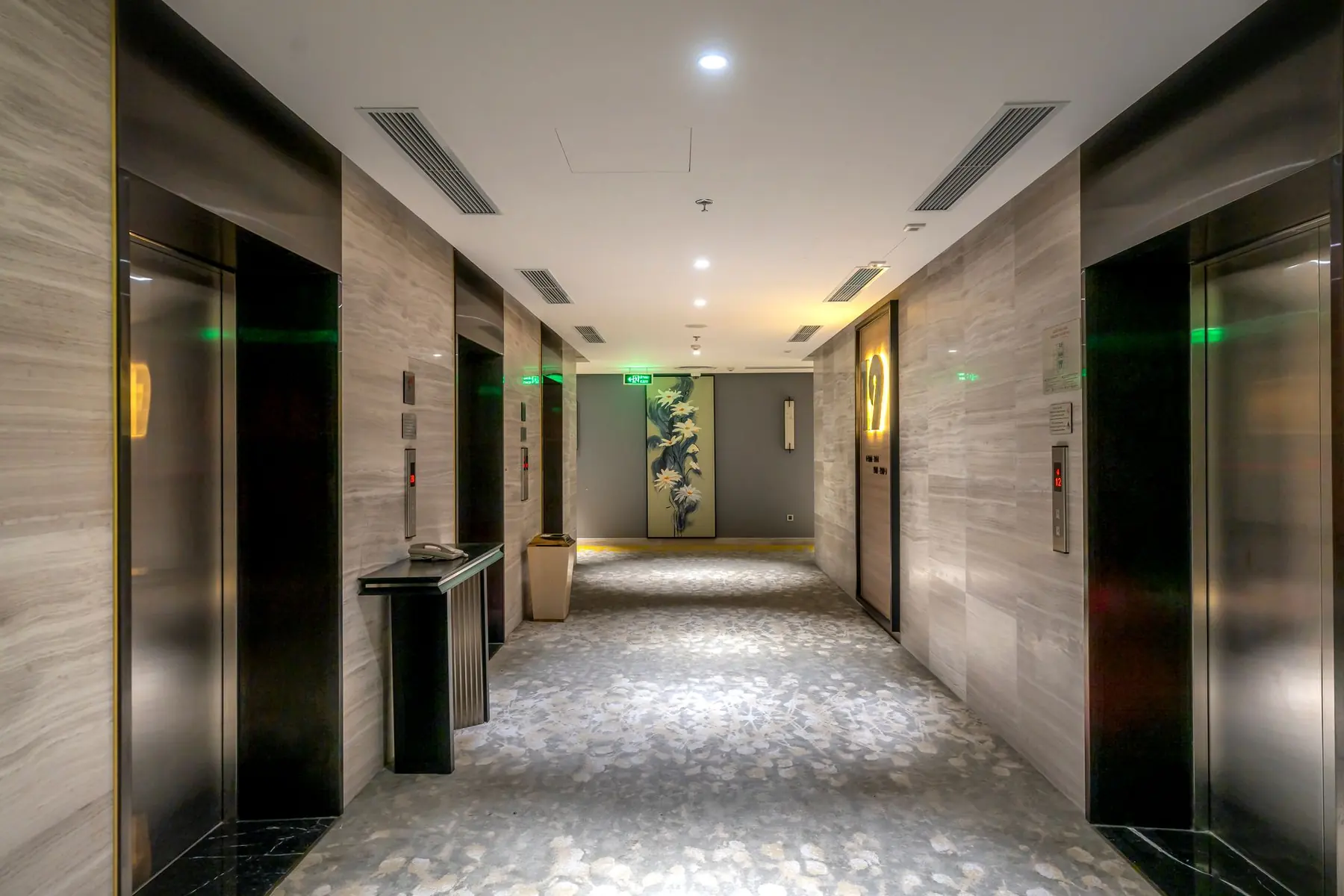 Make arrival straightforward
